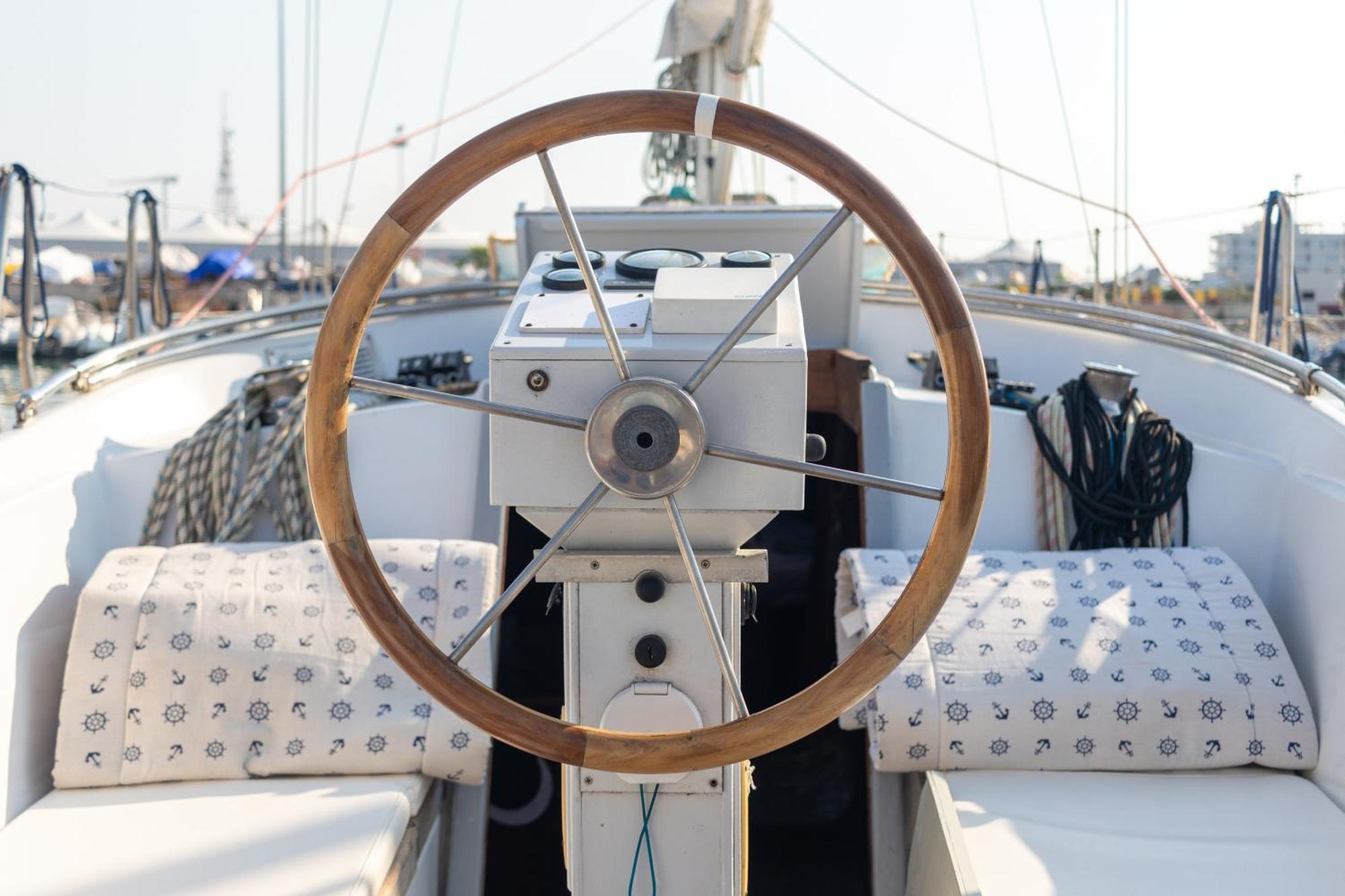 Hotel Quo Vadis Yacht à Bari Extérieur photo
